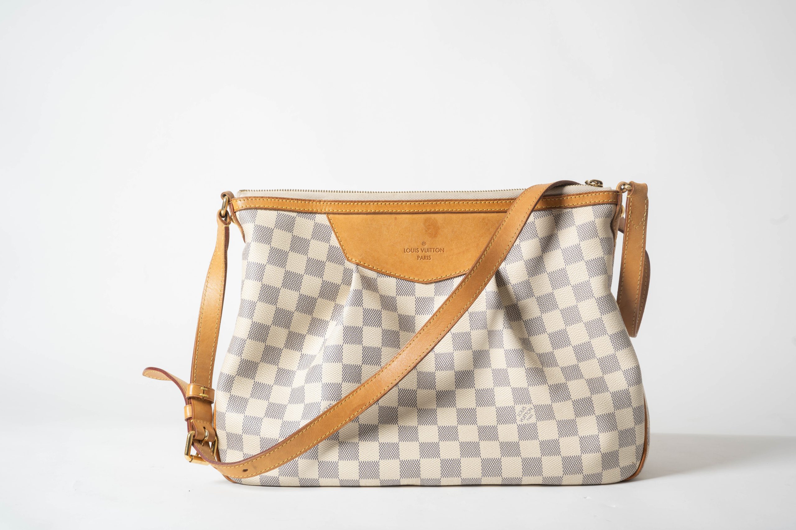 PRV-LV-005-01 Louis Vuitton Siracusa MM · Damier Azur