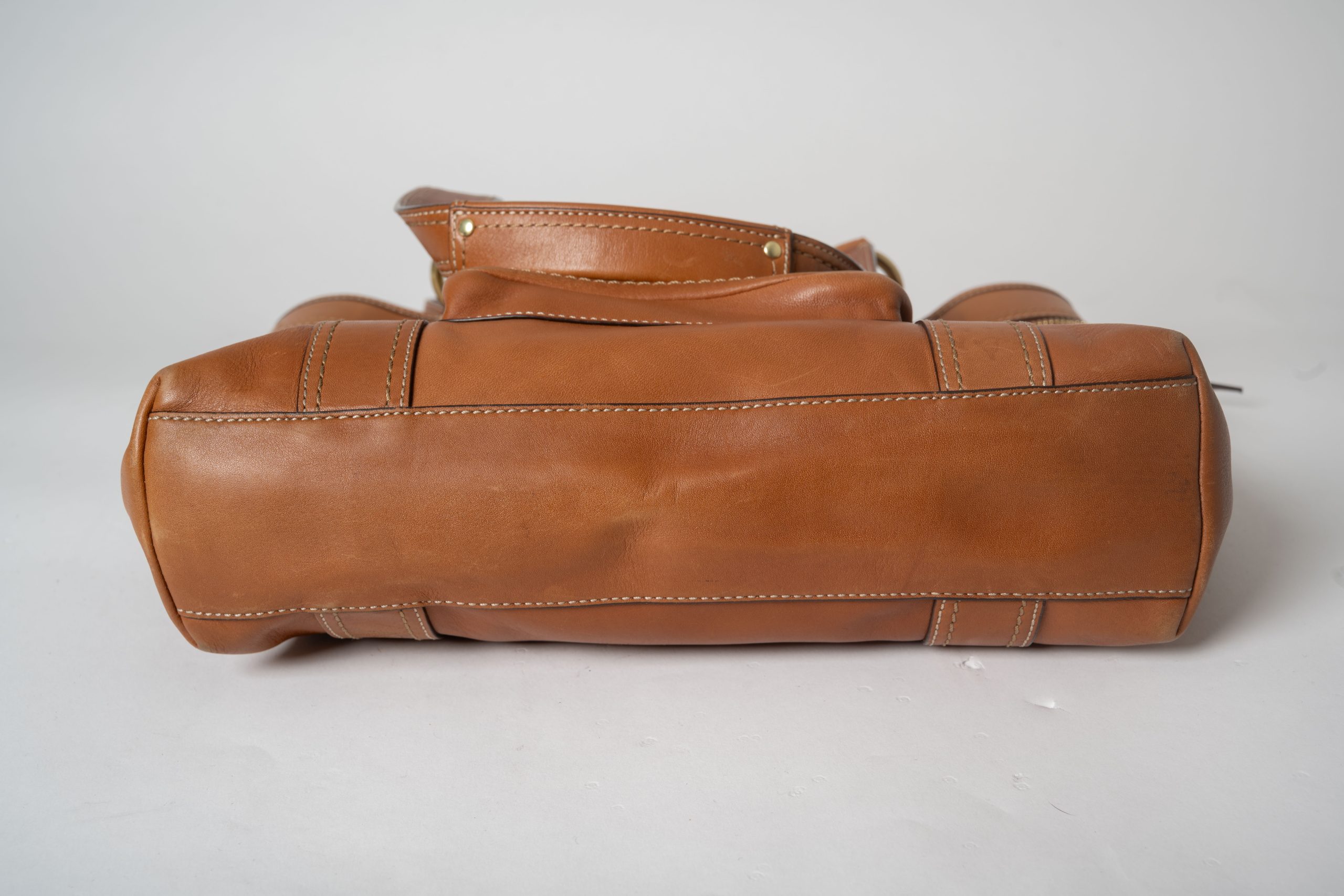 PRV-COA-041-01 Coach Legacy Gigi Tote · Whiskey - Imagen 2