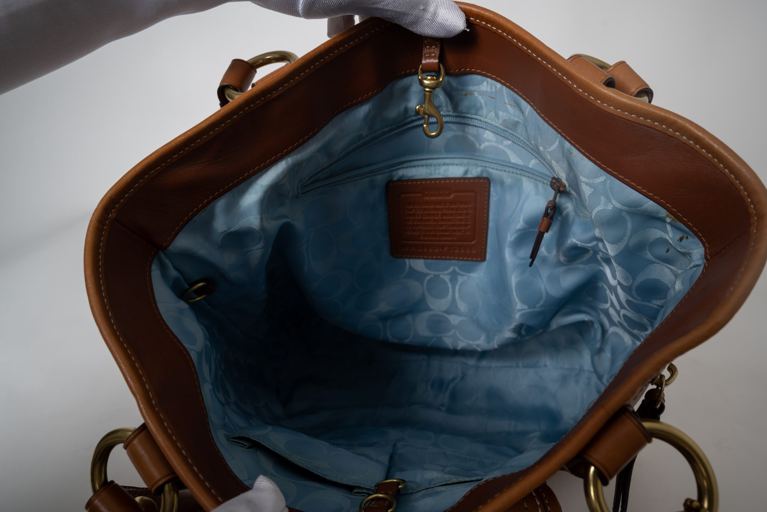 PRV-COA-041-10 Coach Legacy Gigi Tote · Whiskey - Imagen 4