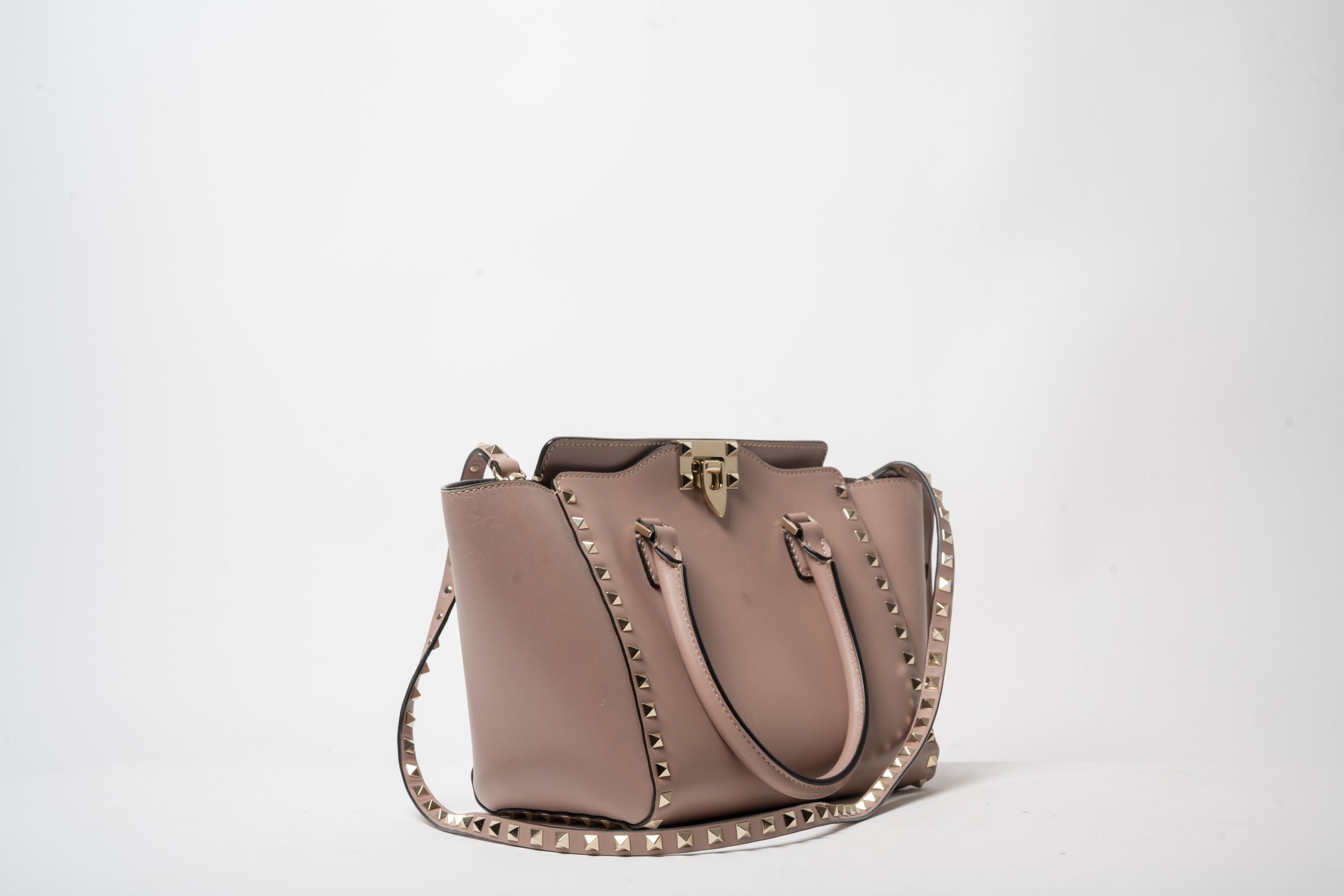 PRV-VAL-035-06 Valentino Garavani Rockstud Small Double Handle Tote · Poudre - Imagen 6