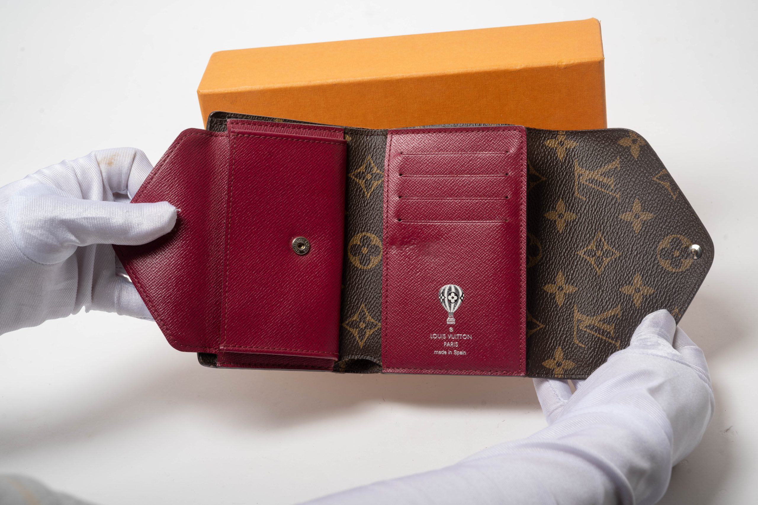 PRV-LV-018-03 Louis Vuitton Portefeuille Marie-Lou Compact · Monogram / Fuchsia Epi - Imagen 5
