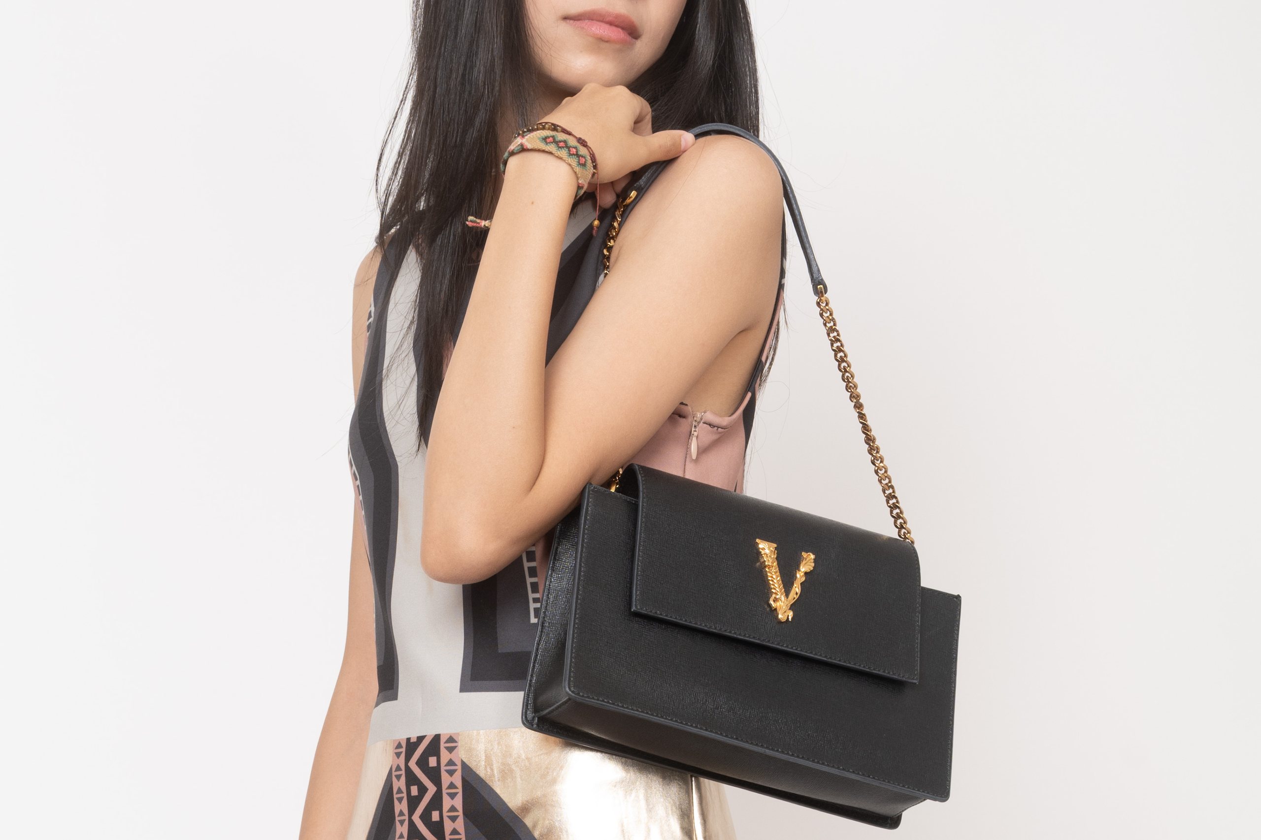 034 versace virtus medium shot 2 034 versace virtus medium shot 2